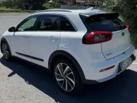 Usata Kia Niro Style 105 CV (77 kW) 2017 Bianco SUV