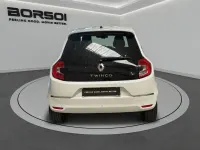 Usata Renault Twingo Urban Night 30 kW (42 CV) 2023 Bianco Utilitaria