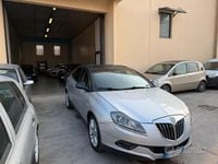 Usata Lancia Delta 120 CV (88 kW) 2008 Grigio Utilitaria