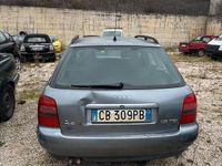 Usata Audi A4 90 CV (66 kW) 1998 Grigio Station wagon