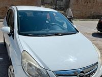 Usata Opel Corsa 85 CV (62 kW) 2012 Bianco Berlina