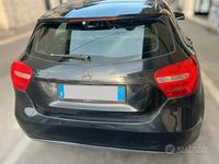 Usata Mercedes A180 109 CV (80 kW) 2013 Nero Utilitaria