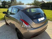 Usata Lancia Ypsilon 69 CV (50 kW) 2019 Grigio Utilitaria