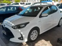 Usata Toyota Yaris Hybrid Style 92 CV (67 kW) 2021 Bianco Berlina