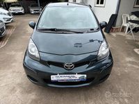 Usata Toyota Aygo Connect Style 68 CV (50 kW) 2011 Grigio Utilitaria