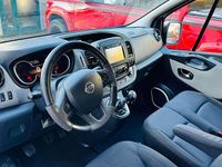 Usata Nissan NV300 121 CV (88 kW) 2018 Argento Furgone