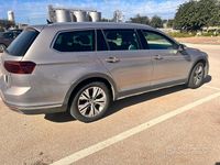Usata VW Passat Alltrack 190 CV (139 kW) 2019 Grigio Station wagon