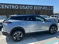 Usata Peugeot 2008 Allure 131 CV (96 kW) 2023 Grigio artense SUV