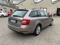 usata Skoda Octavia OctaviaWagon 1.6 tdi Style 115cv dsg Garanzia 12M