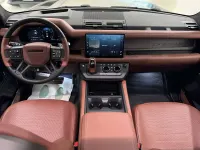 Usata Land Rover Defender 635 CV (467 kW) 2025 Bronzo SUV