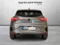 Usata Renault Clio Esprit Alpine 91 CV (66 kW) 2024 Grigio scuro Utilitaria