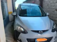 Usata Mazda 2 68 CV (50 kW) 2009 Grigio Utilitaria