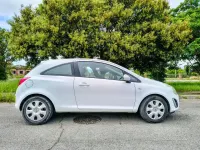 Begagnad Opel Corsa 85 HK (62 kW) 2012 Vit Halvkombi