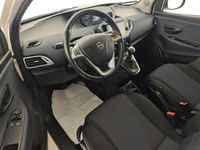 Usata Lancia Ypsilon Gold 69 CV (50 kW) 2023 Bianco Utilitaria