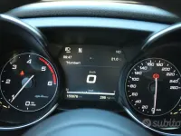 Usata Alfa Romeo Giulia Super 150 CV (110 kW) 2016 Grigio Berlina