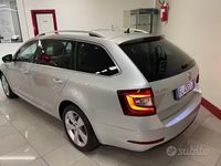 Usata Skoda Octavia Design Edition 150 CV (110 kW) 2017 Argento Station wagon