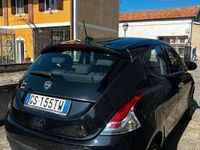 Usata Lancia Ypsilon 69 CV (50 kW) 2024 Nero Utilitaria