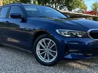 Usata BMW 318 Advantage 150 CV (110 kW) 2020 Blu/azzurro Station wagon