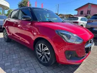 Usata Suzuki Swift 83 CV (61 kW) 2022 Rosso/bordeaux Utilitaria