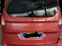 Usata Ford Tourneo Courier 75 CV (55 kW) 2014 Monovolume
