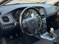 Usata Volvo V40 115 CV (84 kW) 2015 Bianco Berlina