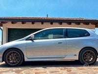 Usata Honda Civic Type R 200 CV (147 kW) 2002 Grigio Utilitaria