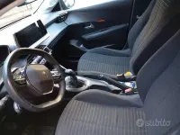 Usata Peugeot 208 75 CV (55 kW) 2023 Grigio Utilitaria