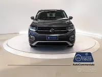 Usata VW T-Cross Advance 110 CV (80 kW) 2023 Grigio scuro SUV