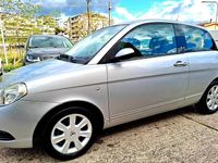Usata Lancia Ypsilon 75 CV (55 kW) 2009 Argento Utilitaria