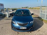 Usata Lancia Ypsilon 69 CV (50 kW) 2022 Blu Utilitaria
