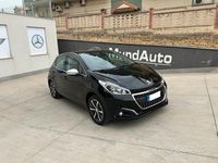 Usata Peugeot 208 Allure 110 CV (80 kW) 2016 Nero Utilitaria