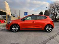 Usata Renault Clio V SE 67 CV (49 kW) 2023 Arancione Berlina