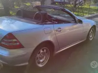 Usata Mercedes SLK200 163 CV (119 kW) 2002 Grigio Cabrio