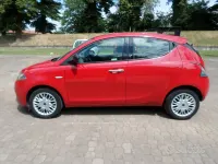 Usata Lancia Ypsilon 69 CV (50 kW) 2017 Rosso Utilitaria