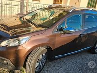 Usata Peugeot 2008 82 CV (60 kW) 2014 Marrone SUV