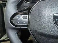 Usata Peugeot 2008 Allure 101 CV (74 kW) 2025 Bianco SUV