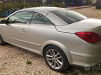 usata Opel Astra Cabriolet twintop 1.9 150 cv