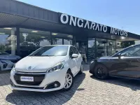 Usata Peugeot 208 Active 68 CV (50 kW) 2015 Bianco Utilitaria