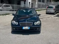 Usata Mercedes C180 Elegance 129 CV (94 kW) 2001 Bluazzurro Berlina