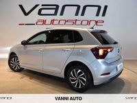 Usata VW Polo Life 80 CV (58 kW) 2023 Argento Utilitaria