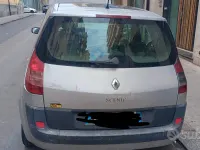 Usata Renault Scenic E-Tech 106 CV (77 kW) 2006 Grigio Monovolume