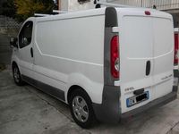 Usata Opel Vivaro 114 CV (83 kW) 2009 Bianco Monovolume