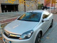Usata Opel Astra 101 CV (74 kW) 2006 Grigio Coupé