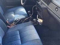 Usata Volvo 240 82 CV (60 kW) 1985 Blu Station wagon