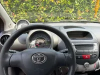 Usata Toyota Aygo 68 CV (50 kW) 2005 Grigio Utilitaria