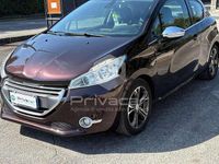 Usata Peugeot 208 Active 95 CV (69 kW) 2012 Marrone Utilitaria