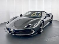 Usata Ferrari 296 830 CV (610 kW) 2023 Grigio Cabrio