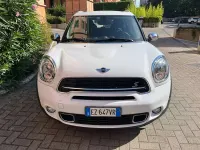 Usata Mini Cooper SD Countryman Business 143 CV (105 kW) 2015 Bianco SUV