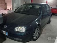 Usata VW Golf IV 105 CV (77 kW) 2002 Utilitaria