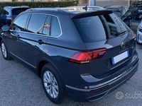 Usata VW Tiguan Life 150 CV (110 kW) 2021 Urano grey SUV
